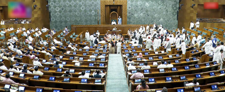 संसद में सर्वदलीय सहमति के बाद ऑपरेशन सिंदूर पर चर्चा का रास्ता साफ, सोमवार से सत्र चलेगा नियमित